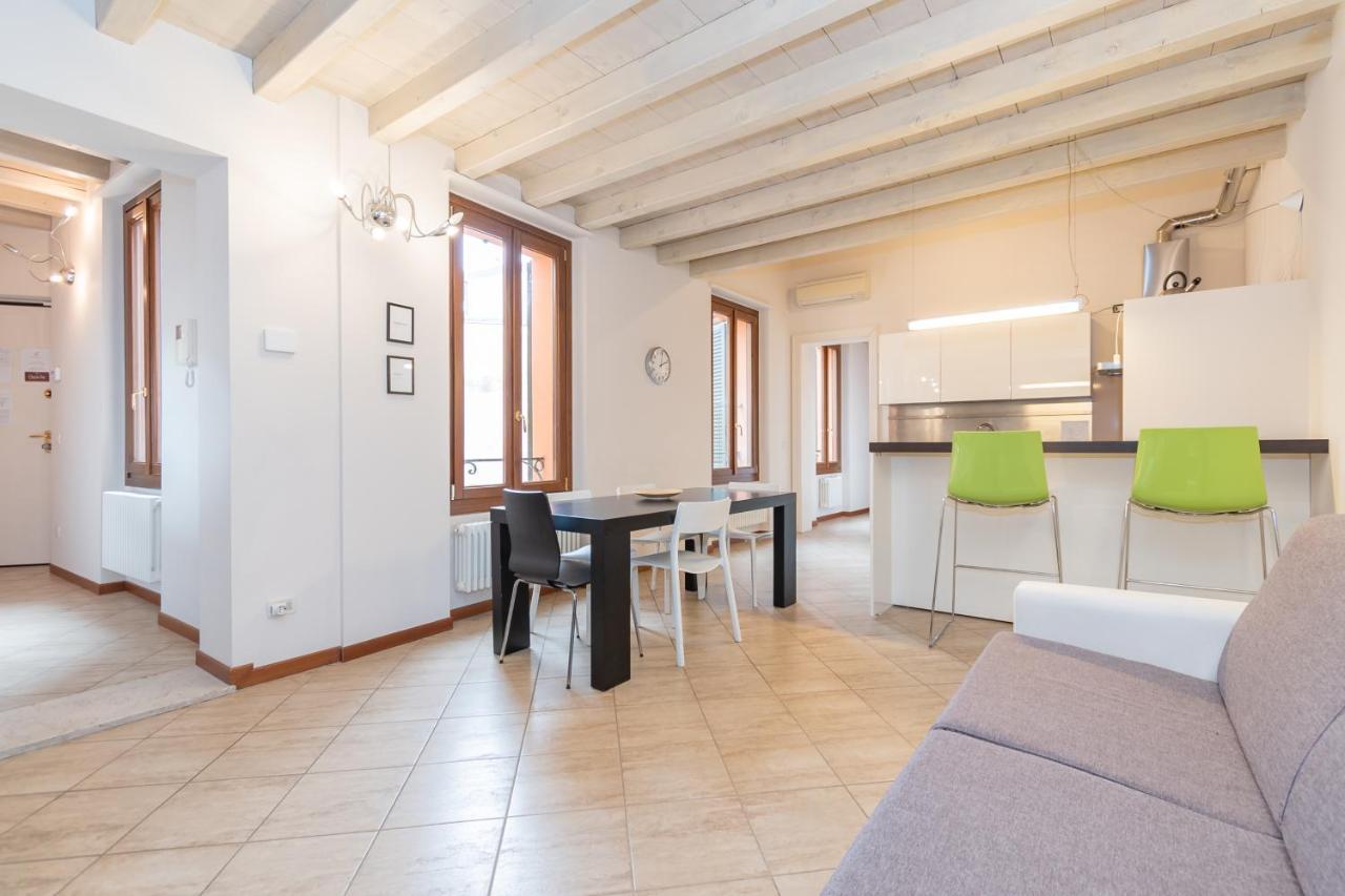 Trilocale Rua Sovera 85 - F&L Aparment Brescia Eksteriør billede