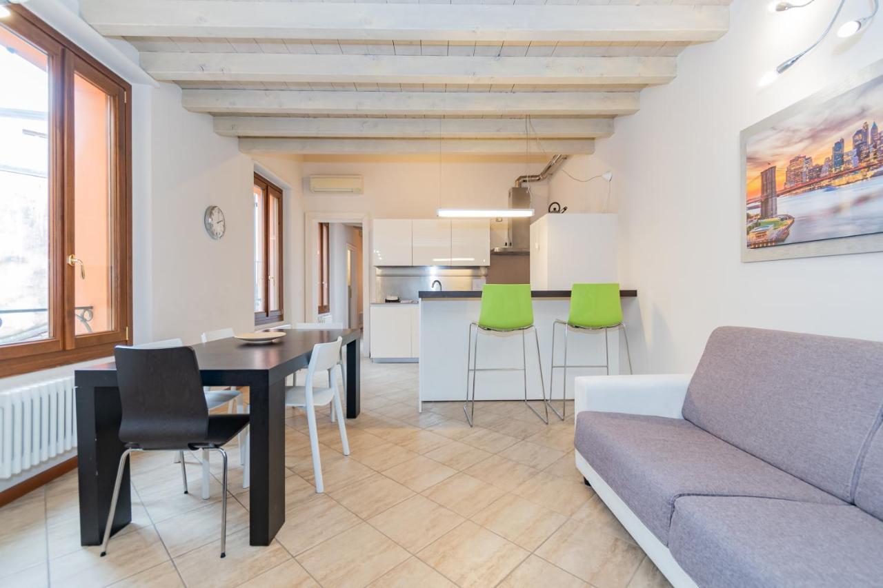 Trilocale Rua Sovera 85 - F&L Aparment Brescia Eksteriør billede