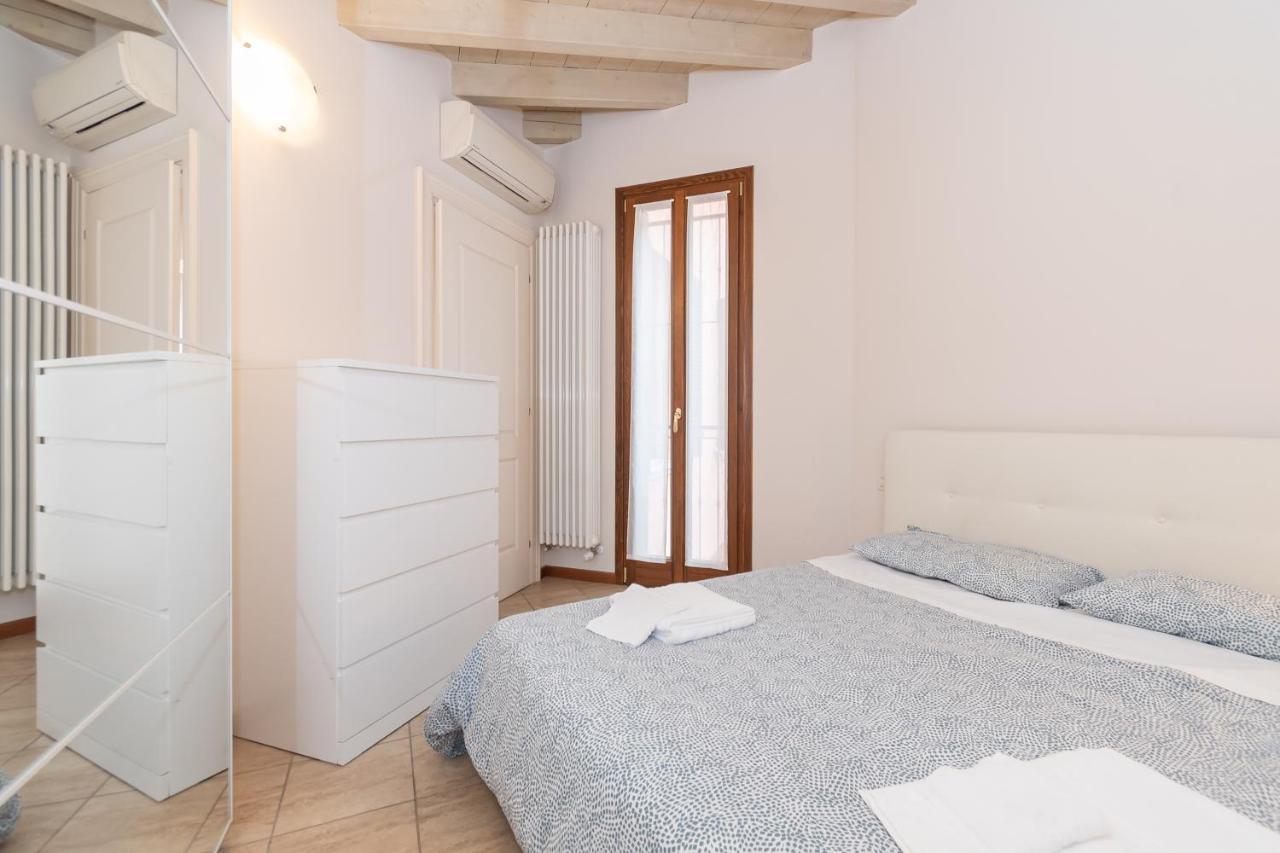 Trilocale Rua Sovera 85 - F&L Aparment Brescia Eksteriør billede