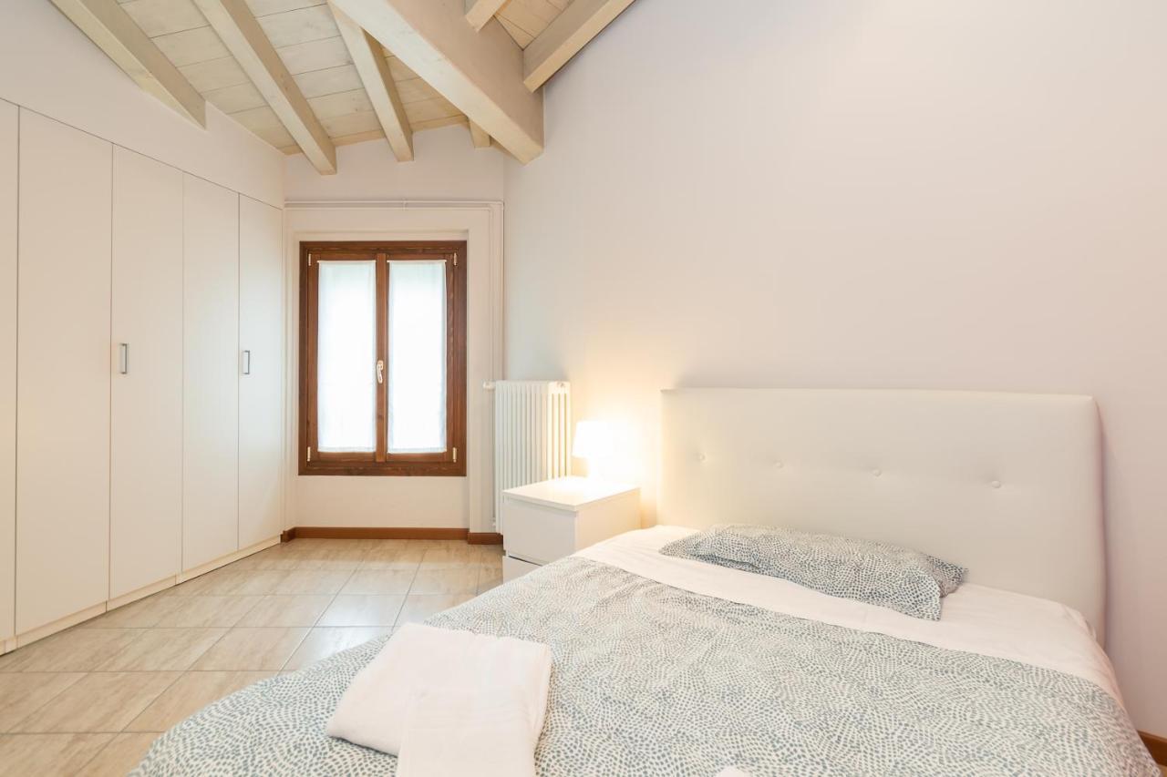 Trilocale Rua Sovera 85 - F&L Aparment Brescia Eksteriør billede